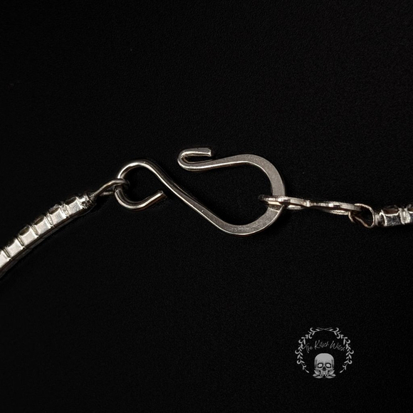 Minimalist Thin Crystal Rhinestone Circlet Choker Necklace in Silver Tone - Picture 6 of 6